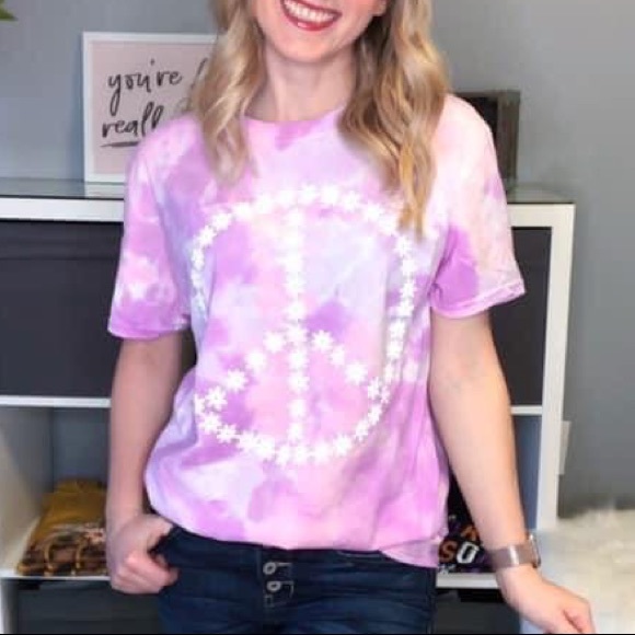 Floral Peace Sign Tee - Picture 1 of 1